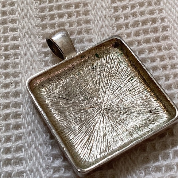 Slide Pendant - Picture 3 of 5